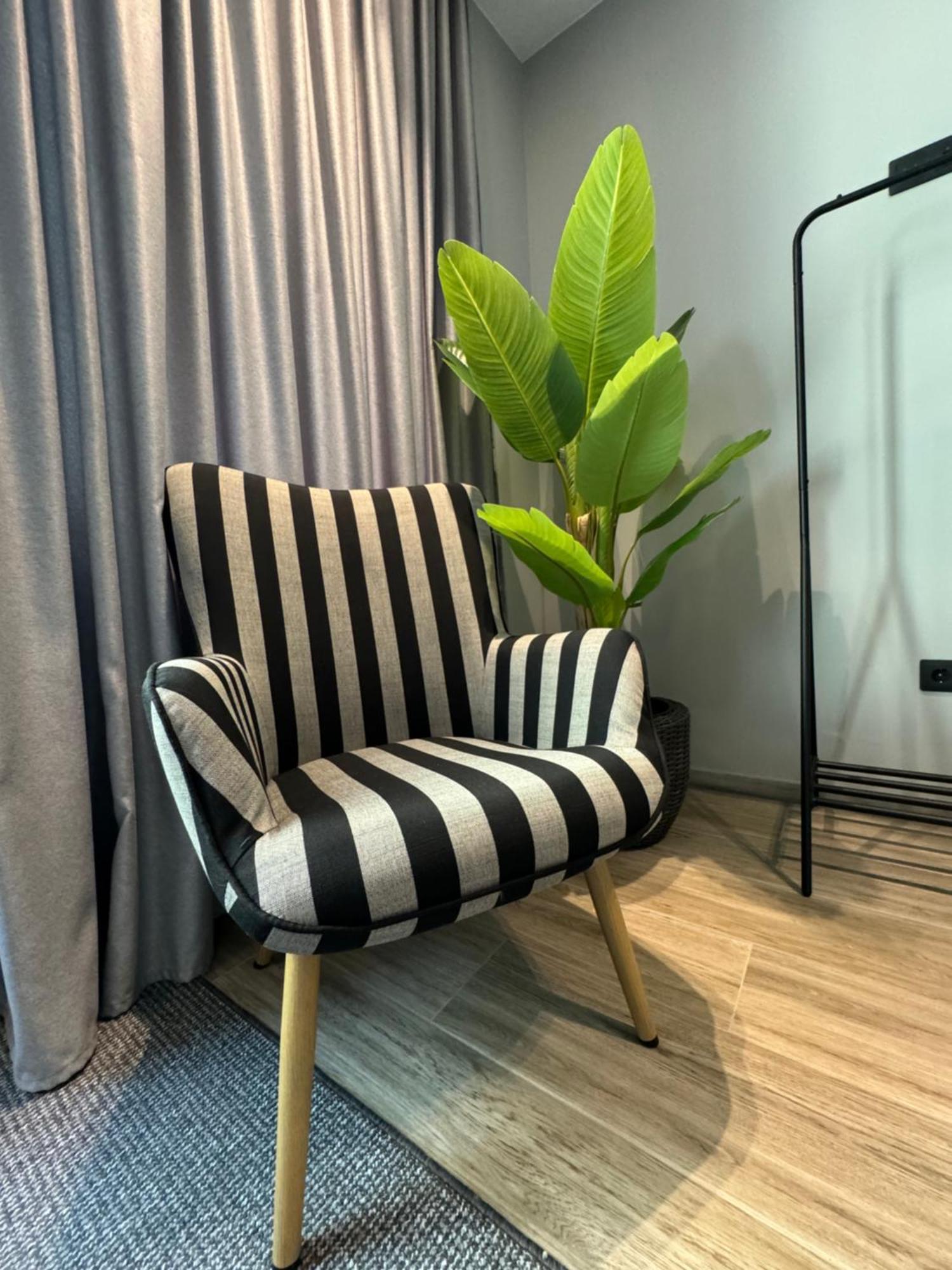 No9, Chic & Modern 2Bdr Apartment In The Centre Of Thessaloníki Eksteriør bilde